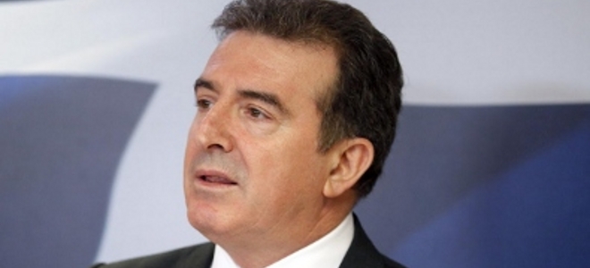 Χρυσοχοΐδης: Ψήφισα το μνημόνιο με το πιστόλι στον κρόταφο