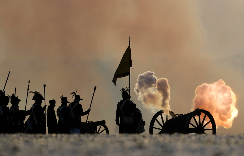 Η Μάχη του Αούστερλιτς «ζωντάνεψε» στην Τσεχία 212 χρόνια μετά -Εντυπωσιακή αναπαράσταση [εικόνες & βίντεο]  | iefimerida.gr 9