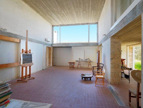 Πωλείται το ιστορικό σπίτι του μεγάλου ζωγράφου Γιάννη Μόραλη στην Αίγινα | iefimerida.gr 0