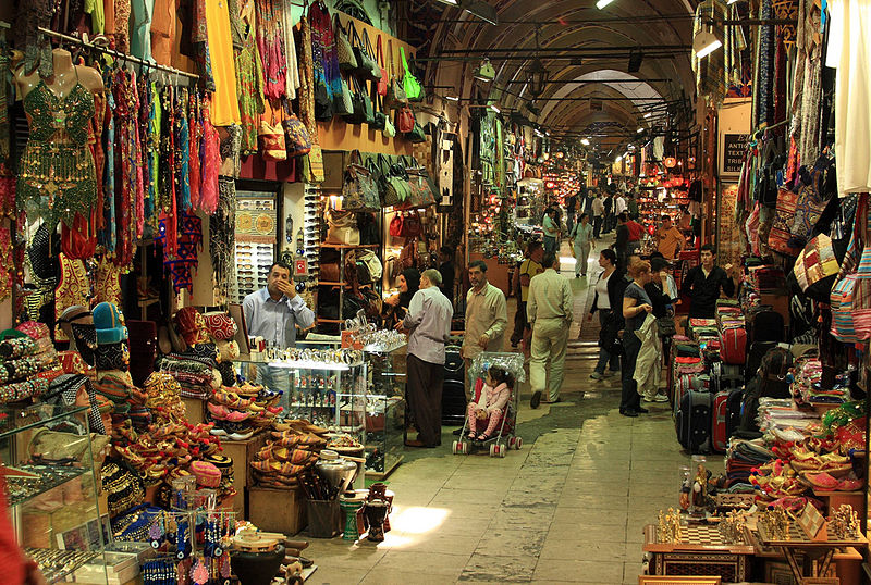 Από την Κωνσταντινούπολη μέχρι το Δελχί αυτές είναι οι ωραιότερες υπαίθριες αγορές του κόσμου [εικόνες]  | iefimerida.gr 1