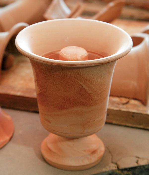 Tι είναι η έξυπνη κούπα του φιλοσόφου Πυθαγόρα και πώς πρέπει να πίνουμε το κρασί [εικόνες] | iefimerida.gr 0