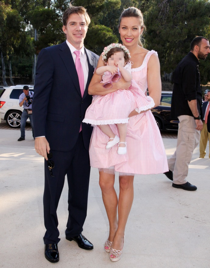 H Roz Baftish Ths Xroysala Epwnymoi Kalesmenoi Kai Nona H Maria