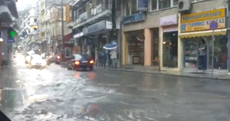 Καστοριά, Κοζάνη και Ημαθία στο έλεος της βροχής - Προβλήματα από την κακοκαιρία και στη Θεσσαλονίκη [βίντεο & εικόνες] | iefimerida.gr 3