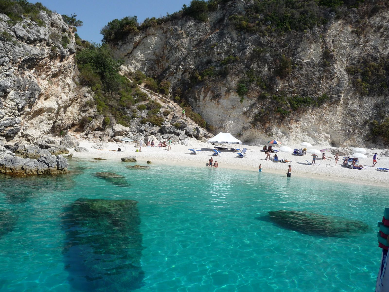 Aγιοφύλλι Λευκάδας, η παραλία όπου προσκυνούν ακόμη και οι θεοί [εικόνες] |  ΕΛΛΑΔΑ | iefimerida.gr
