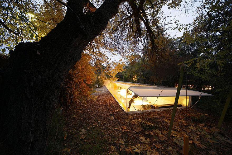 Οταν η δουλειά γίνεται διασκέδαση: Αυτά είναι τα πιο σουρεαλιστικά γραφεία στον κόσμο [εικόνες] | iefimerida.gr 7