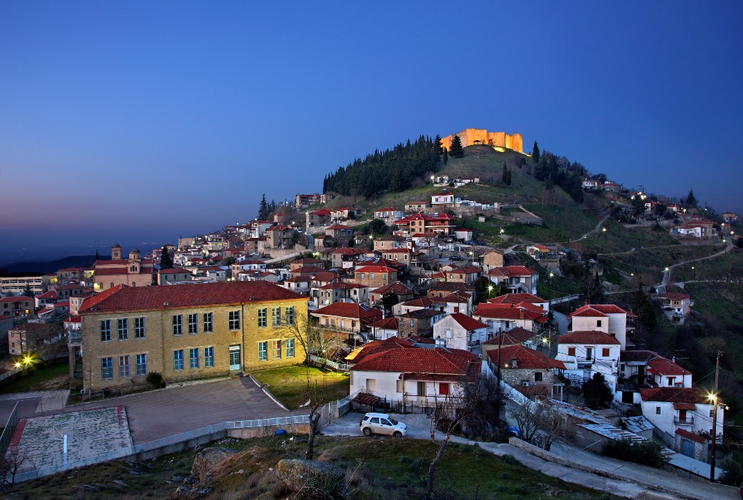 This image has an empty alt attribute; its file name is fanari-karditsa_2.jpg