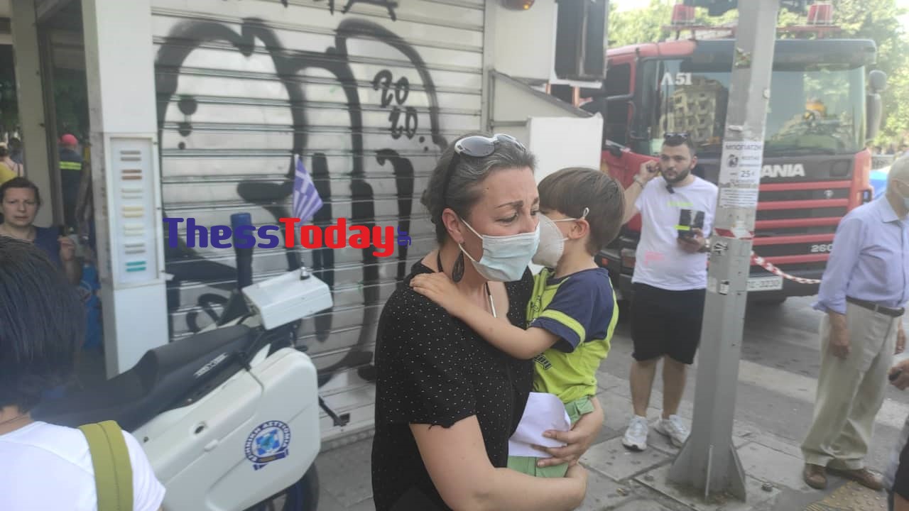 Εικόνες από την επιχείρηση απεγκλωβισμού, στη Θεσσαλονίκη / thesstoday.gr