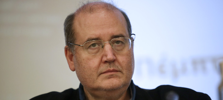 Αποστάσεις Φίλη: Αλλο η Novartis, άλλο ο Σημίτης -Μην δημιουργούμε σκιές