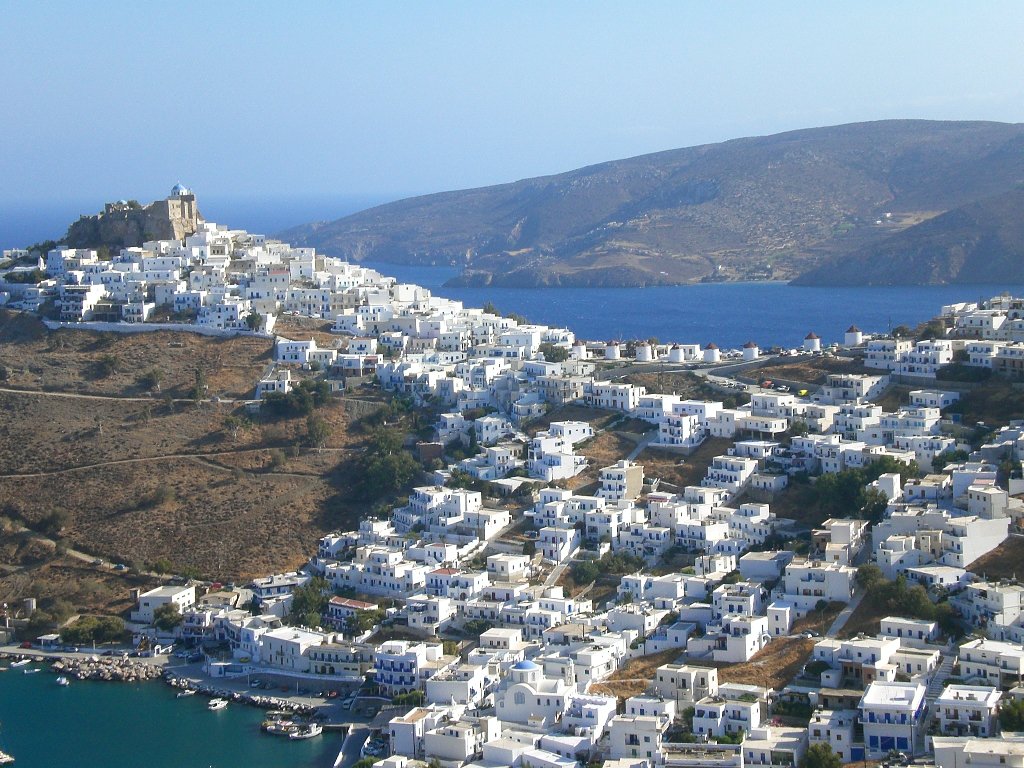 Η Αστυπάλαια αν και ανήκει στα Δωδεκάνησα έχει έντονο χρώμα Κυκλάδων / @Wikimedia.commons