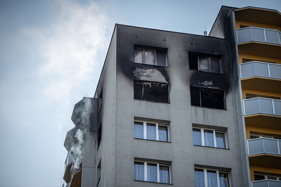 11 άνθρωποι έχασαν την ζωή τους από την πυρκαγιά στην πολυκατοικία στην Τσεχία