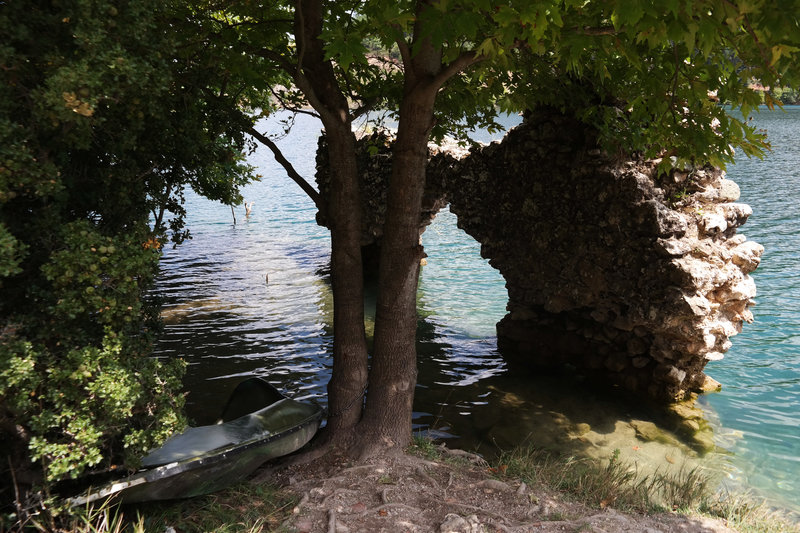 λιμνη