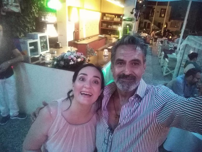 Ο γάμος έγινε σε στενό κύκλο και παρευρέθηκαν συγγενείς και φίλοι