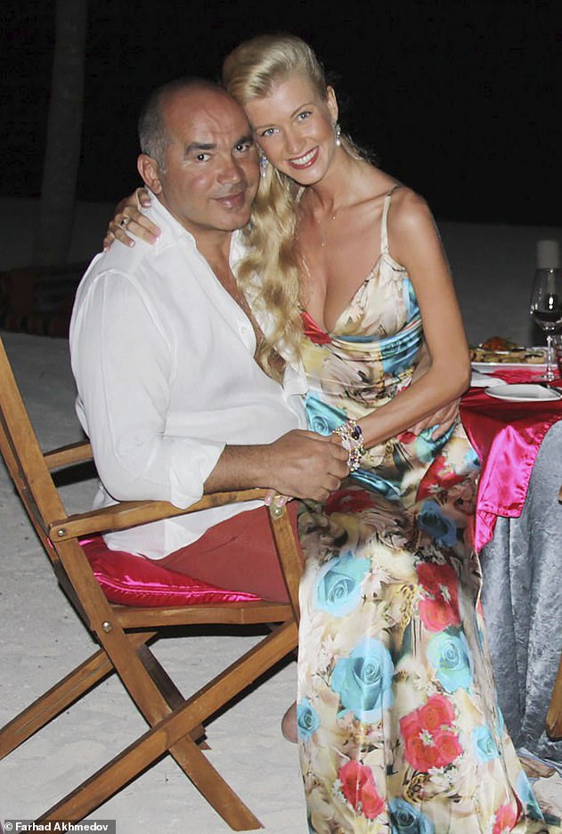 Ο Φαρκχάντ Ακμέντοφ και η σύζυγός του Αννα Αντάμοβα