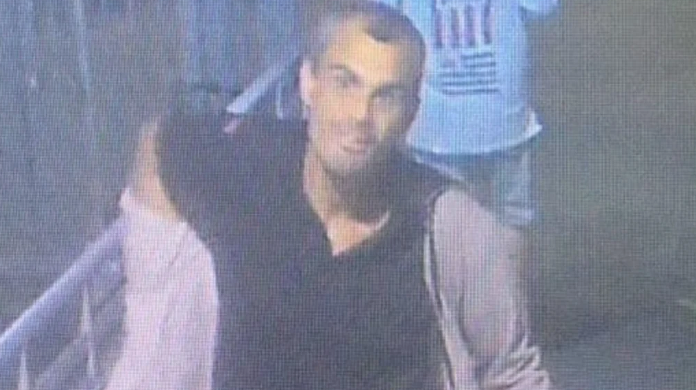 Ο 34χρονος Μπράντλεϊ Έντουαρντς, τα στοιχεία του οποίου έδωσαν στην δημοσιότητα οι Αρχές την Κυριακή