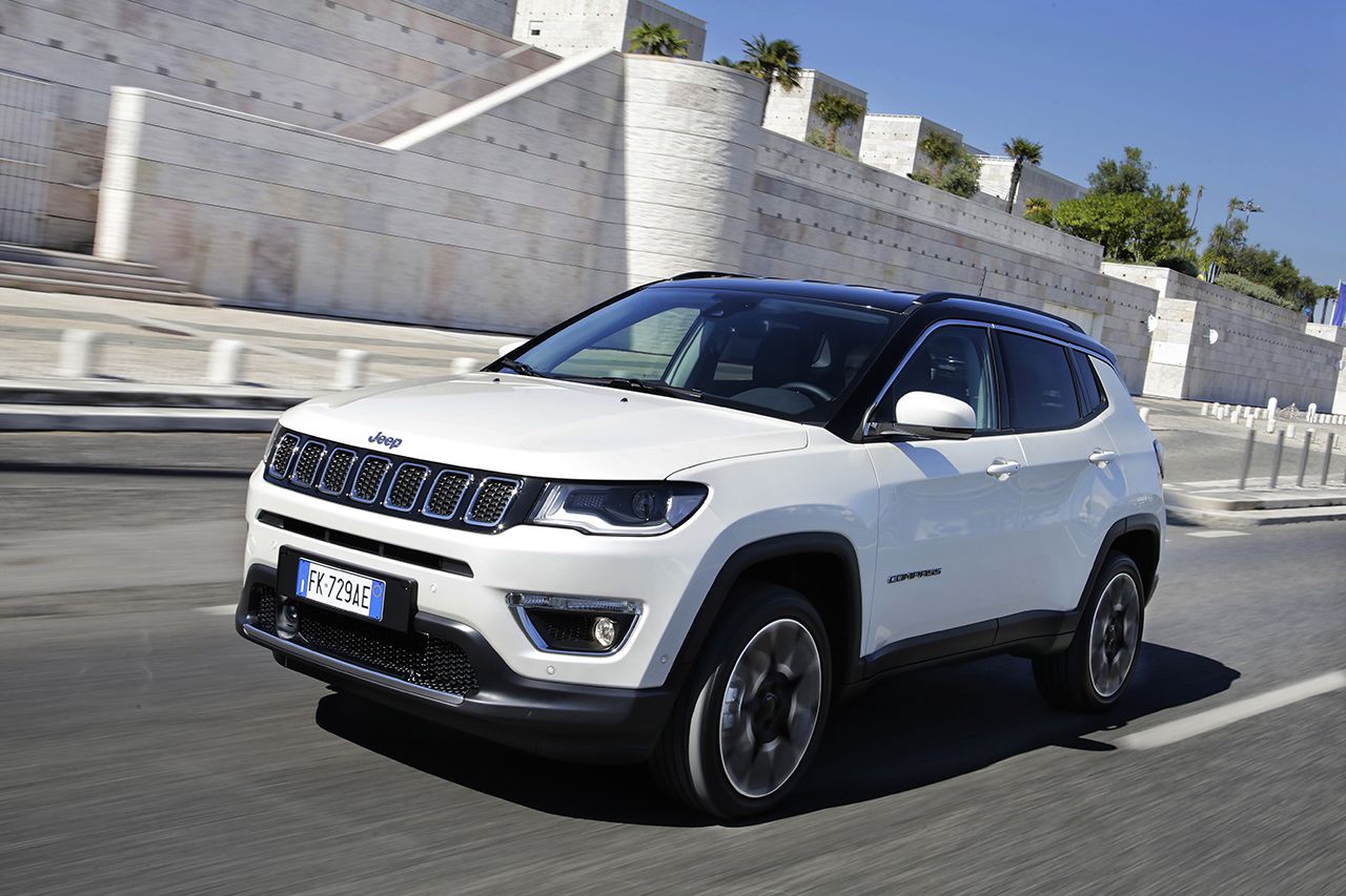 Τα προνόμια του προγράμματος 4Χ4 της Jeep για το Compass