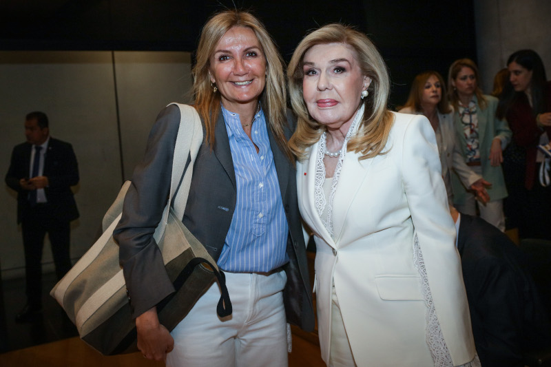 Μαρέβα Γκραμπόβσκι και Μαριάννα Βαρδινογιάννη