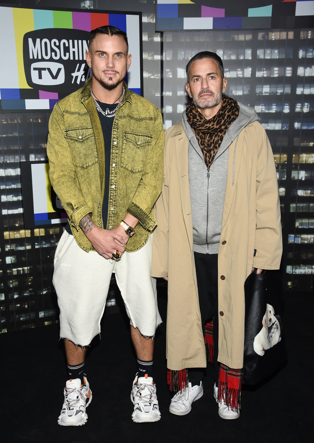 Ο σχεδιαστής Marc Jacobs με τον αγαπημένο του Τσαρ Ντεφρανσέσκο