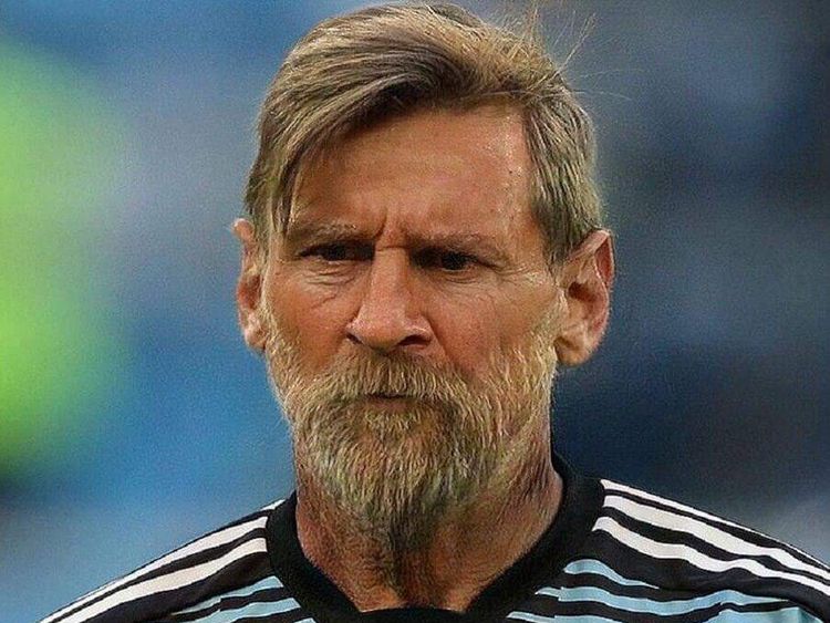 Î ÎÎ­ÏÎ¹ ÏÎµ Î¼ÎµÎ³Î¬Î»Î· Î·Î»Î¹ÎºÎ¯Î± Î¼Îµ ÏÎ·Î½ ÎµÏÎ±ÏÎ¼Î¿Î³Î® FaceApp