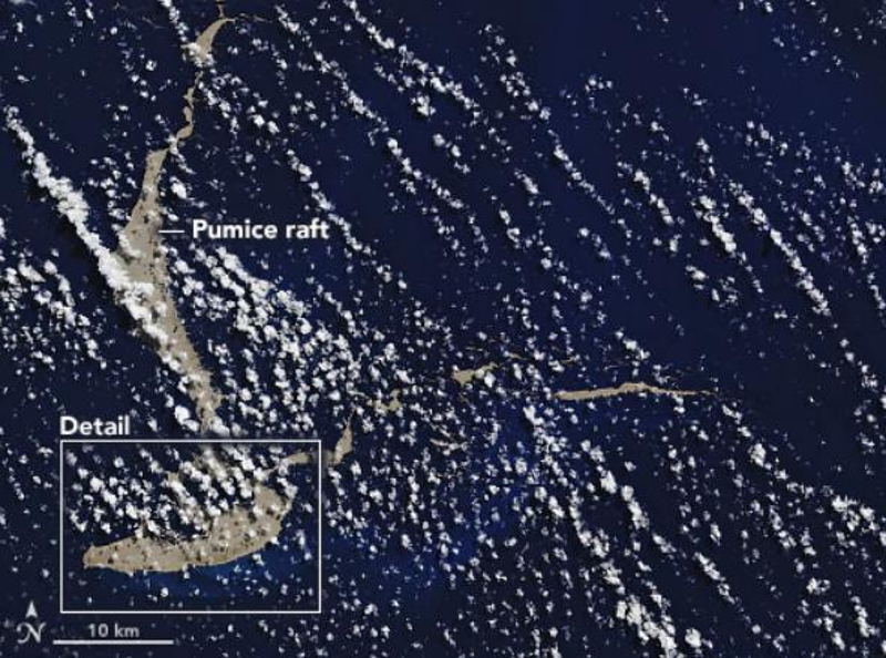 Το νησί από ελαφρόπετρα όπως φαίνεται από το διάστημα.