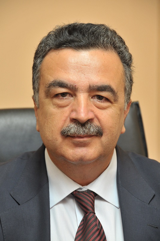 Ο κ. Εμμανουήλ Γιακουμάκης