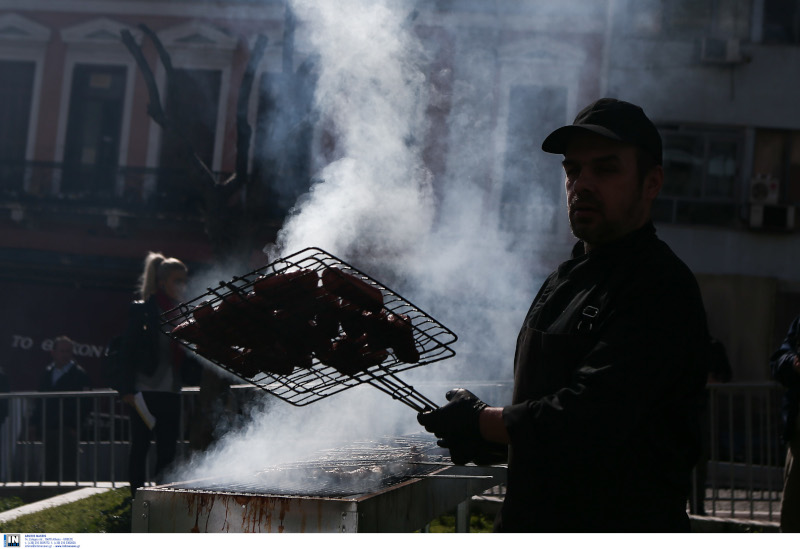 τσικνοπέμπτη βαρβάκειος