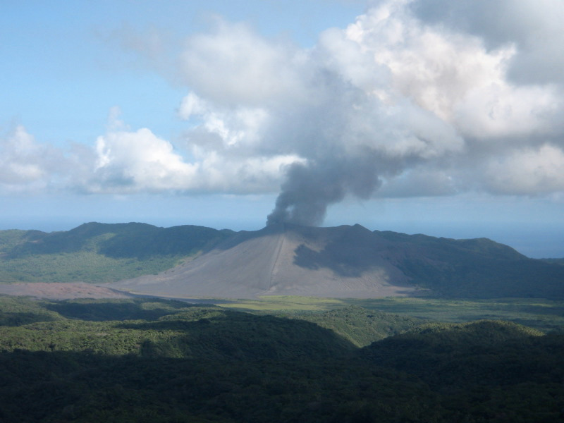 To ηφαίστειο Γιασούρ στο νησιωτικό σύμπλεγμα Βανουάτου στον Ειρηνικό. 