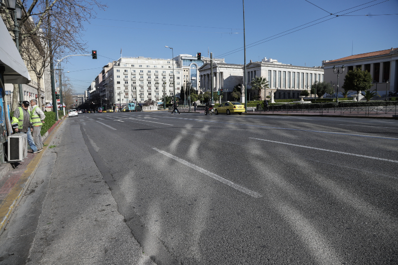 Πρωτόγνωρες εικόνες στο κέντρο της Αθήνας