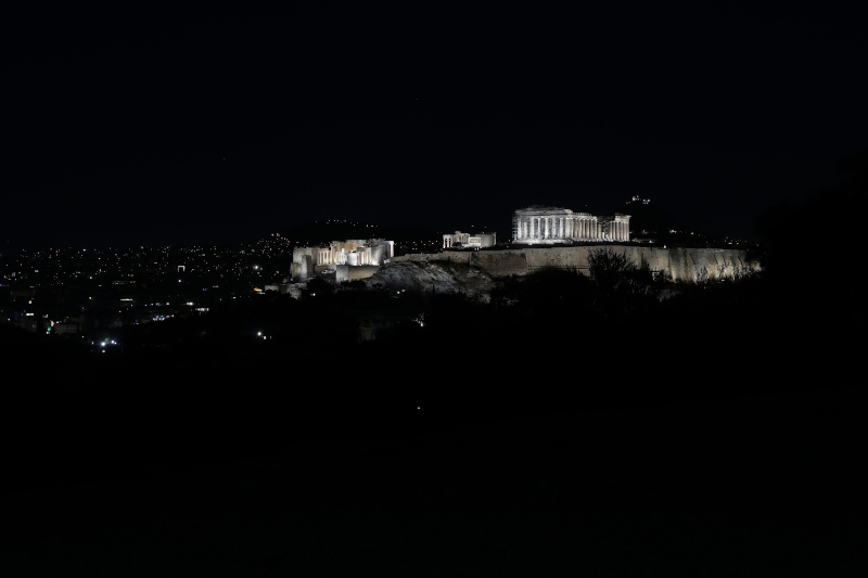 Ο νέος φωτισμός της Ακρόπολης δια χειρός Ελευθερίας Ντεκώ