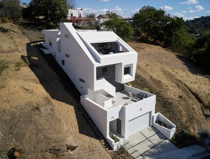 Το ιδιαίτερο σπίτι Slice and Fold House, στο Λος Άντζελες