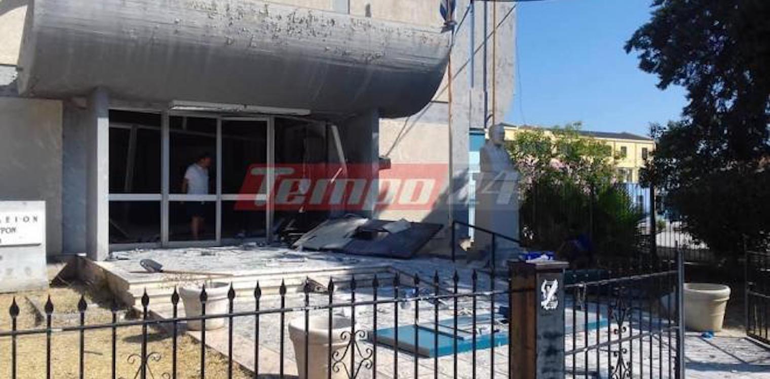 Ζημιες στην είσοδο
