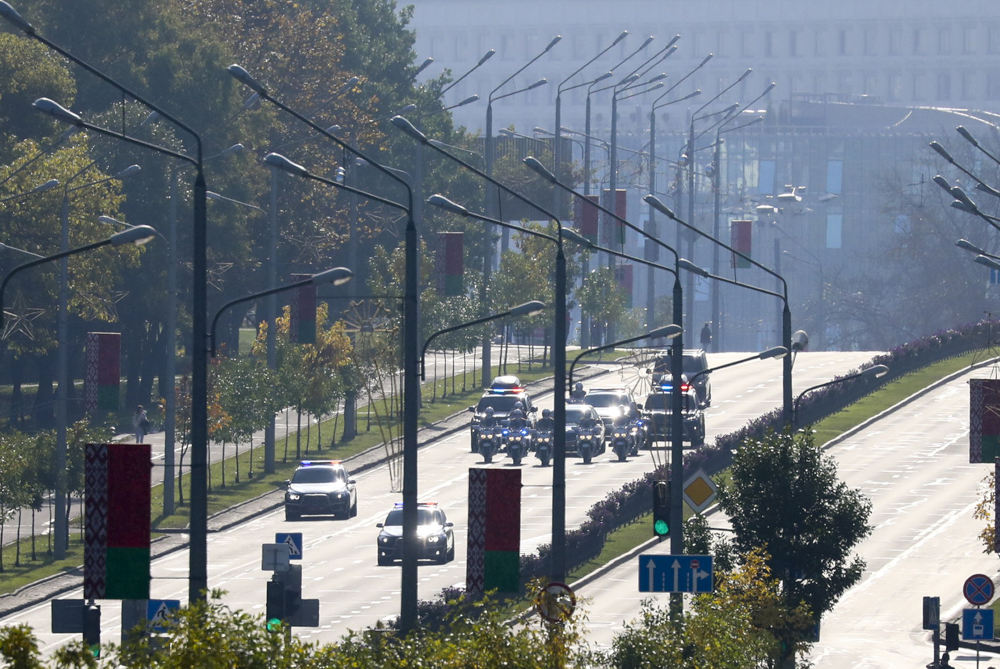 Αυτοκινητοπομπή κατά την ορκωμοσία του Αλεξάντερ Λουκασένκο στη Λευκορωσία