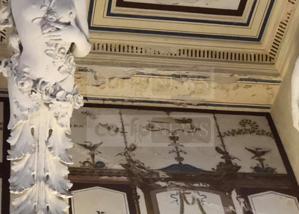 Προβλήματα τοιχογραφίες στο Αχίλλειον