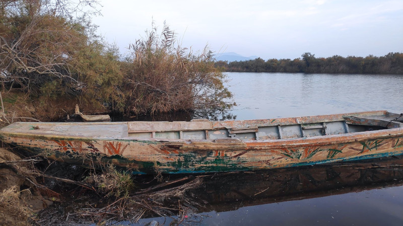 Βάρκα στον Εβρο