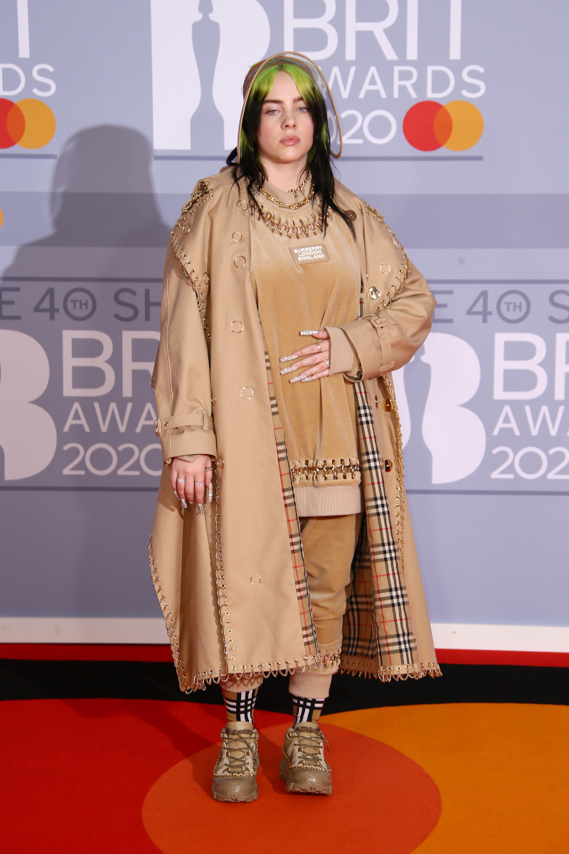 Η εμφάνιση της Billie Eilish στην τελετή απονομής των Brit Awards