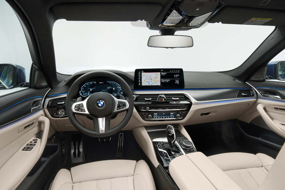 H BMW ανανεώνει τη Σειρά 5