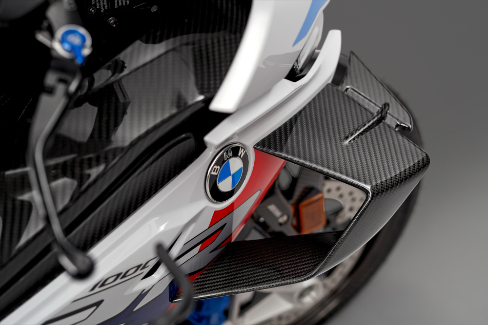 BMW M 1000 RR με 212 άλογα -Εντυπωσιακές εικόνες