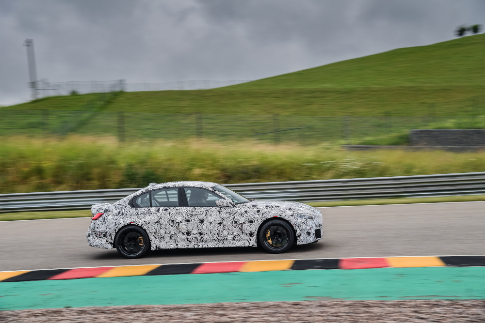 Οι νέες BMW M3 Sedan και BMW M4 Coupé προσφέρονται σε δύο εκδόσεις ισχύος