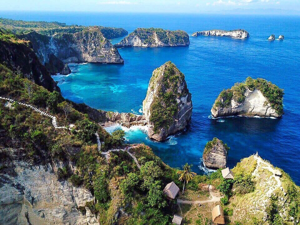 Η μοναδική θέα από το δενδρόσπιτο στην Ινδονησία