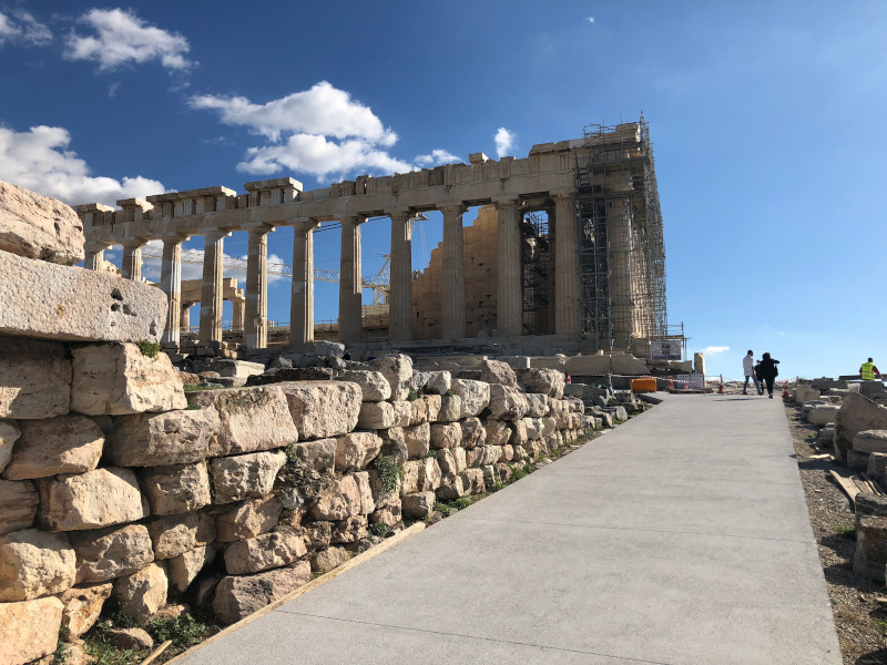 Σε εξέλιξη η διαδρομή ΑμεΑ από τον ανελκυστήρα πλαγιάς