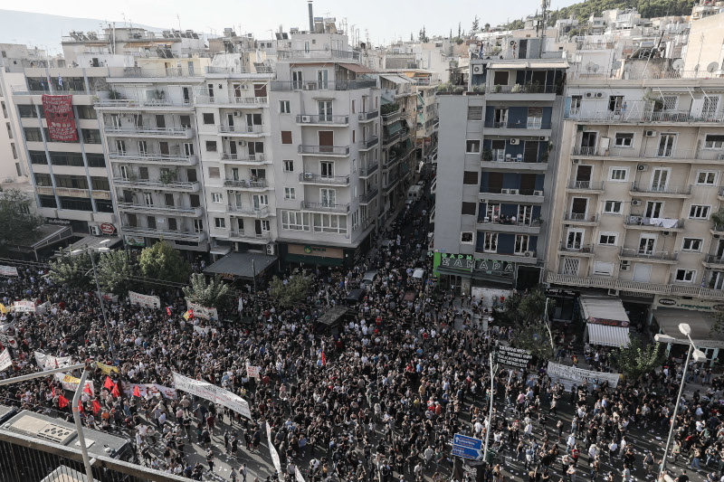 δίκη Χρυσής Αυγής πλήθος κόσμου