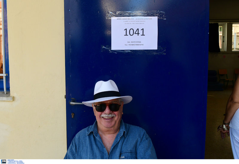 ÎÎ½Î±Ï ÏÎ·ÏÎ¿ÏÏÏÎ¿Ï ÏÎµ Î¬ÎºÏÏÏ ÎºÎ±Î»Î¿ÎºÎ±Î¹ÏÎ¹Î½Î® Î´Î¹Î¬Î¸ÎµÏÎ·