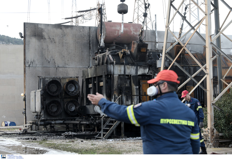 έκρηξη σε υποσταθμό του ΑΔΜΗΕ στα Νεόκτιστα Ασπροπύργου πυροσβέστες