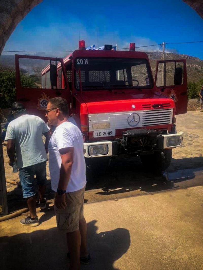 Ενισχύθηκαν οι πυροσβεστικές δυνάμεις στην Ελαφόνησο