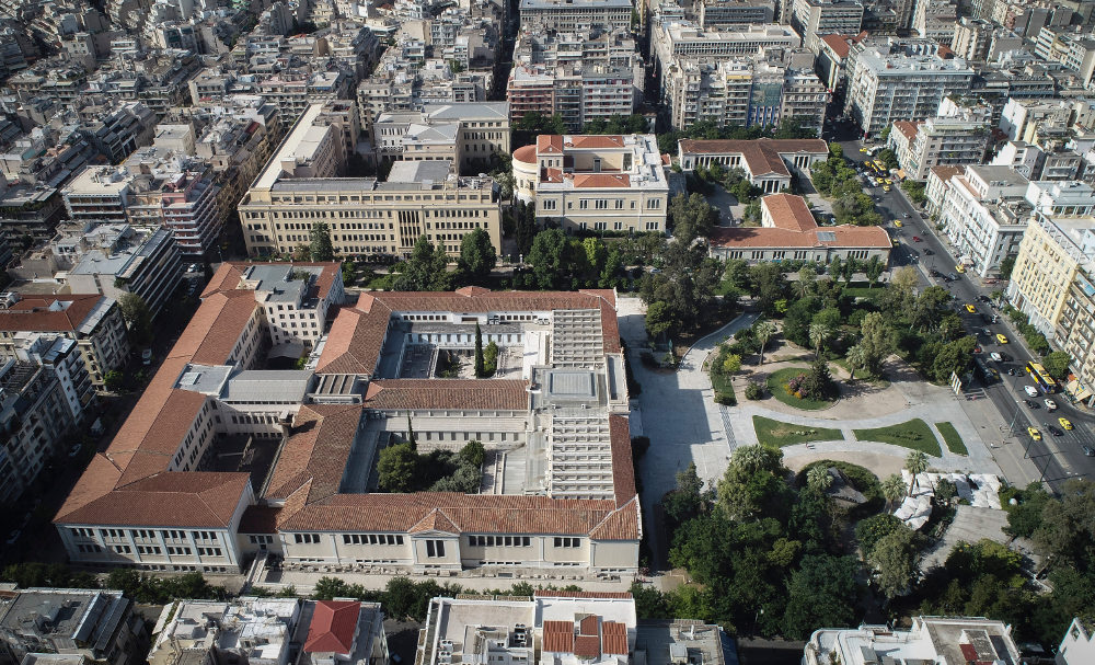 Αεροφωτογραφία από την περιοχή του Μετσοβείου πολυτεχνείου και του Αρχαιολογικού μουσείου