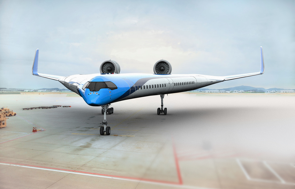 Τo αεροσκάφος “Flying-V” έχει δύο ατράκτους που αναπτύσσονται διαγωνίως από το ρύγχος του. 