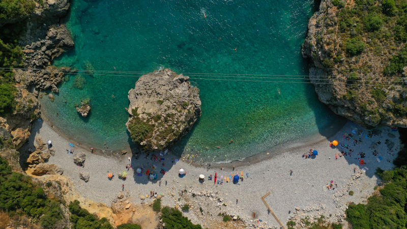 Η παραλία Φονέα