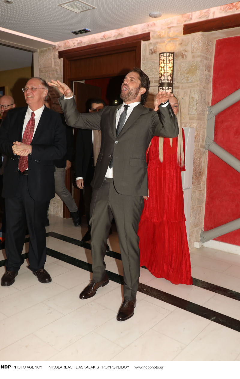 Τζέραρντ Μπάτλερ χορεύει