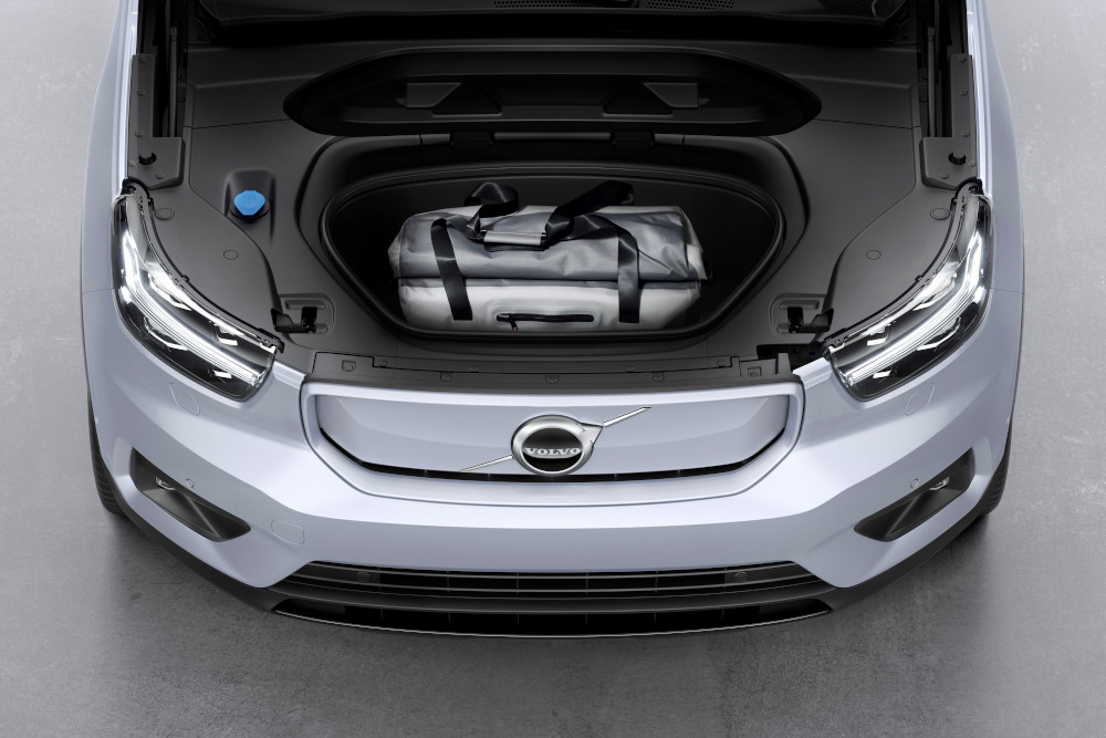 H Volvo αποκαλύπτει το ηλεκτρικό XC40