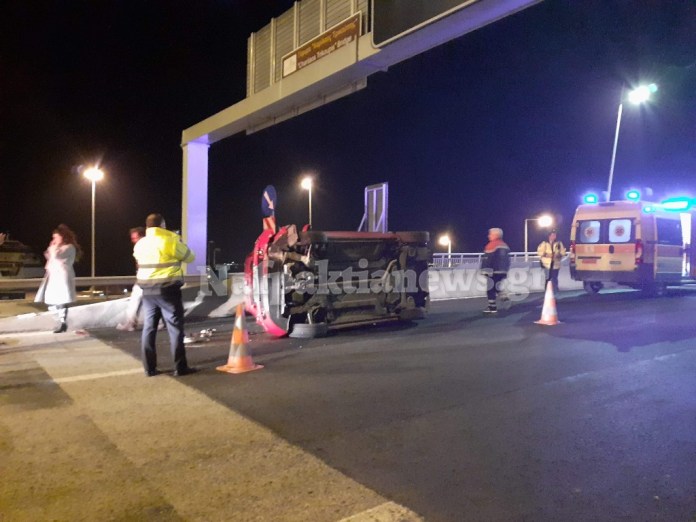 Το αυτοκίνητο ανετράπη λίγα μέτρα μετά τα διόδια