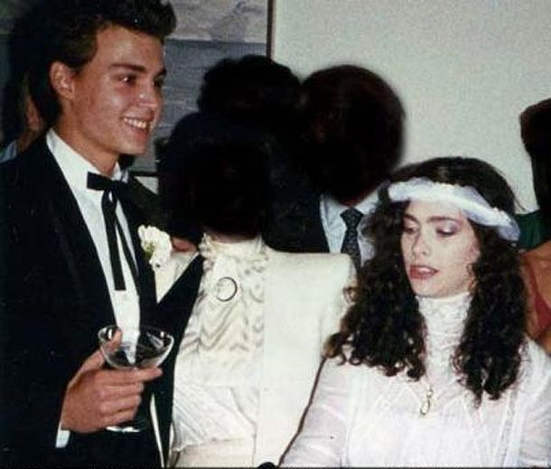 Ο Τζόνι Ντεπ και η Λόρι Αν Αλισον την ημέρα του γάμου τους 